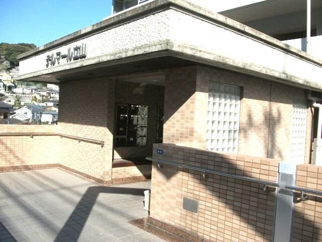 物件外観写真3　(エントランス)