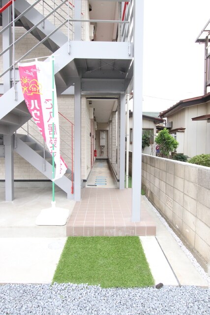 物件外観写真5　(エントランス)