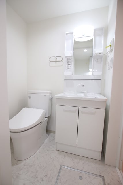 物件内観写真13　(バス・トイレは別です)