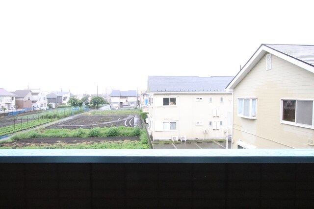 物件内観写真16　(バルコニーからの景色)