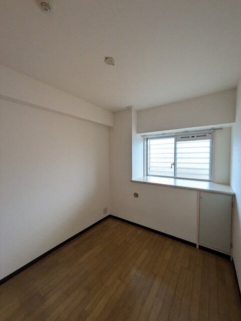 物件内観写真22　(※クリーニング前)