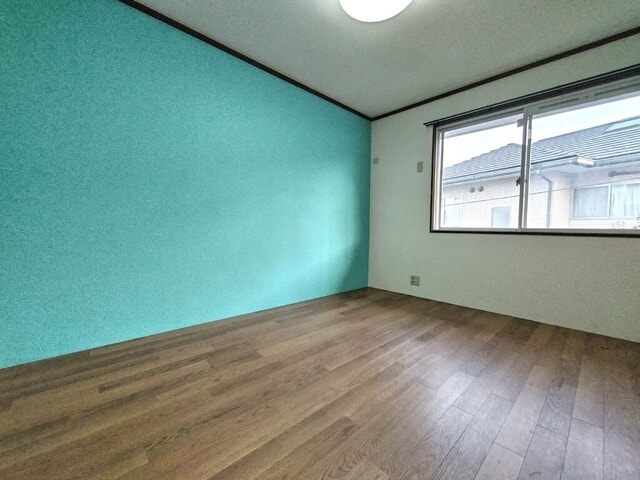 物件内観写真10　(※クリーニング前　照明は設備ではありません。)