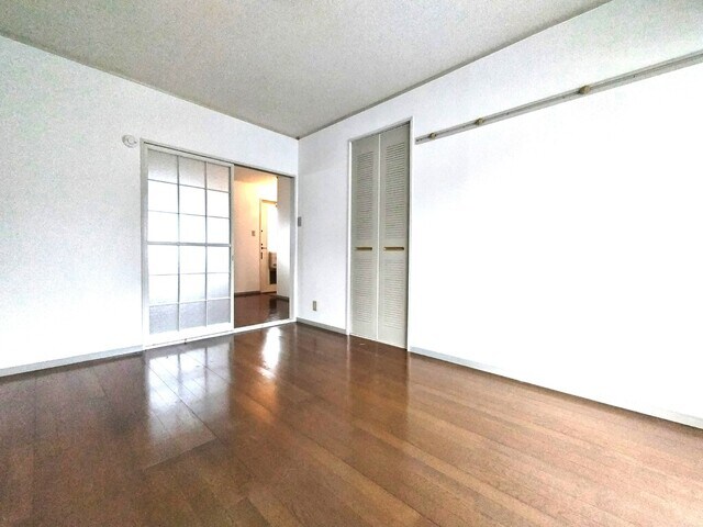 物件内観写真21　(※クリーニング前)