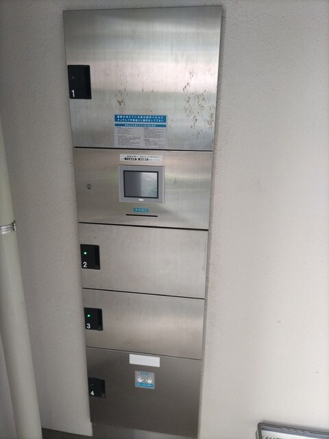 物件外観写真4　(宅配ボックス)