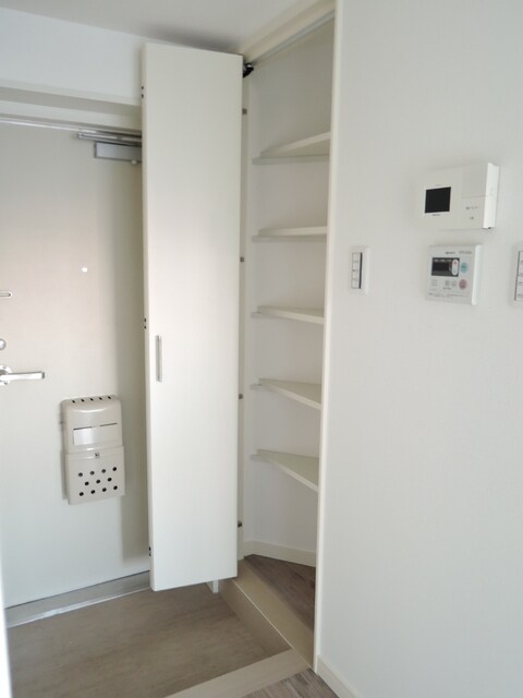 物件内観写真17　(靴箱)