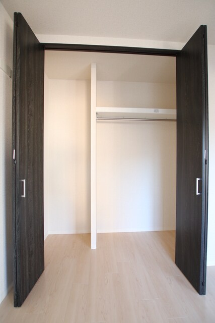物件内観写真14　(クローゼット)