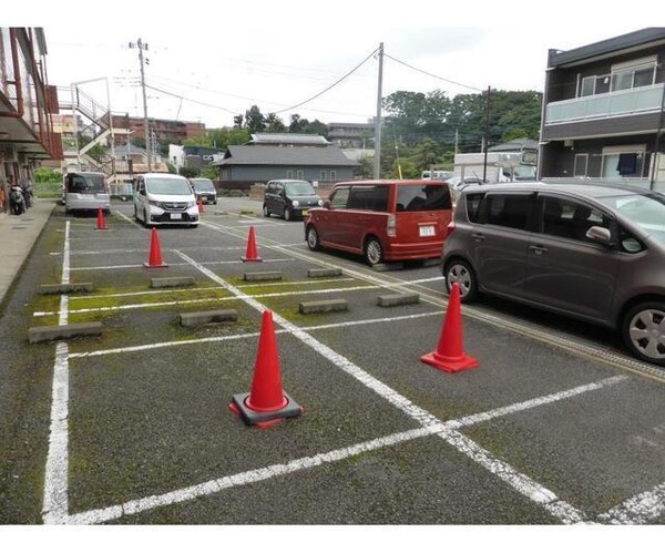 駐車場(駐車場)