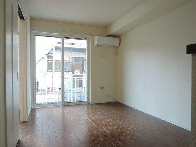 物件内観写真6　(ＬＤＫ10.1帖)