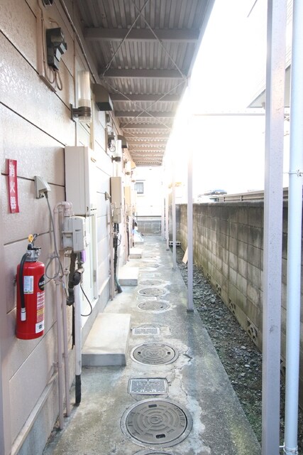 物件外観写真5　(エントランス)