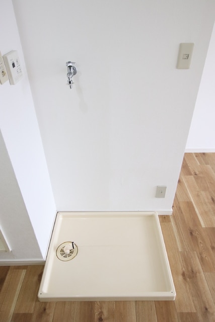 物件内観写真13　(室内洗濯機置き場)