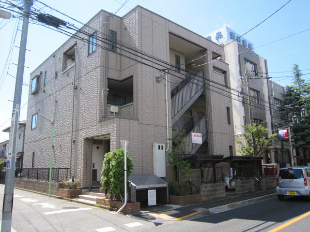 サントラスト山本