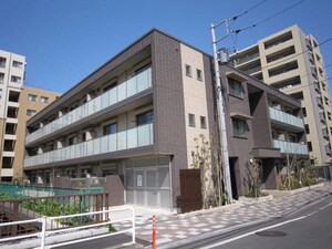 パール下連雀外観写真