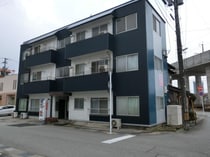 富山地方鉄道不二越線・上滝線 稲荷町駅 3階建 築44年の外観写真