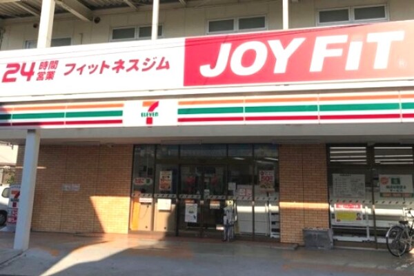 周辺環境(セブンイレブン　世田谷新町３丁目店 513m)
