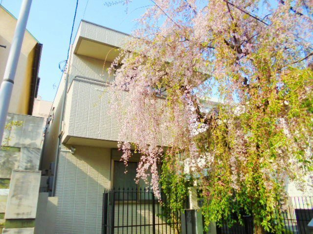Ｒ ＧＡＲＤＥＮ ＪＩＹＵＧＡＯＫＡ