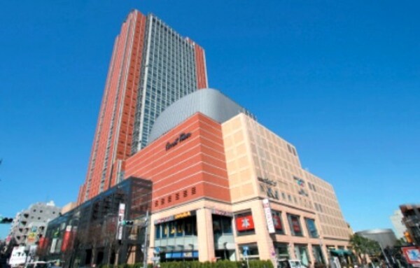周辺環境(世田谷パブリックシアター 595m)