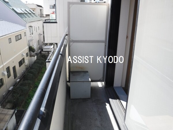 バルコニー(※別号室・同間取りの参考写真です)