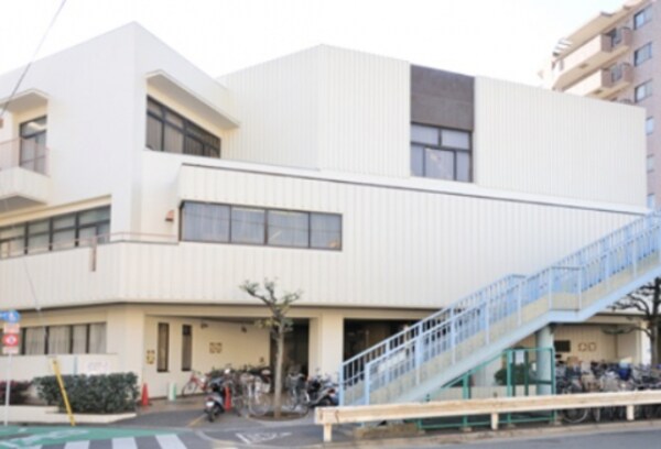 周辺環境(目黒区立目黒本町図書館 621m)