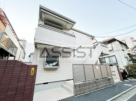 メゾン上馬外観写真