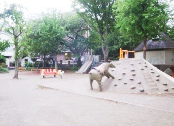 周辺環境(東山貝塚公園 1034m)