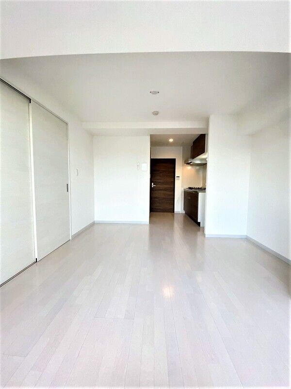 物件内観写真2　(リビング)