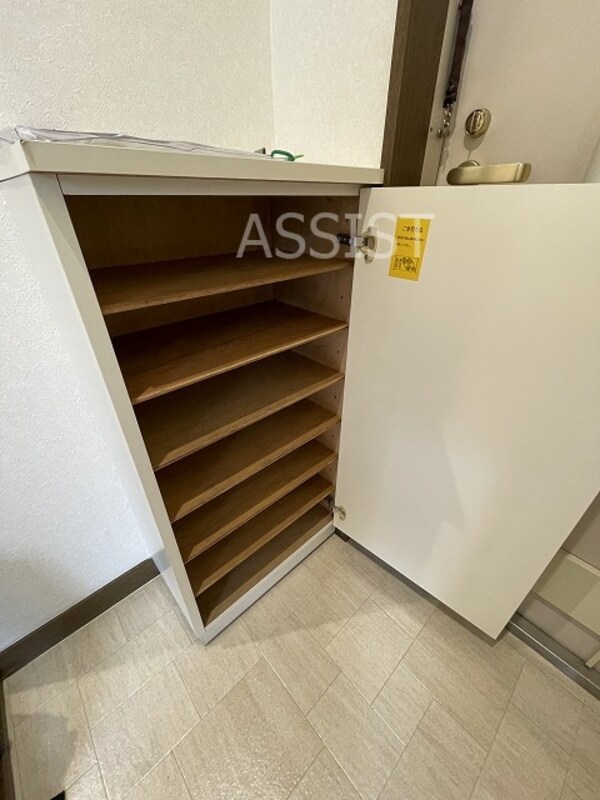 収納(同タイプ別号室の写真です)