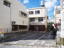 糸洲アパートの外観写真