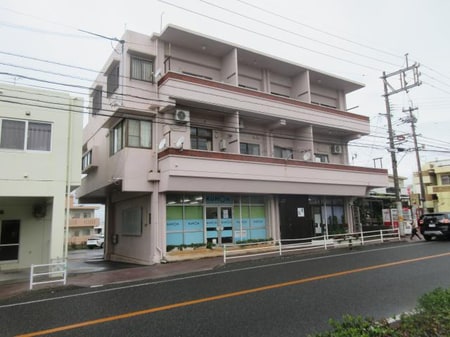 新垣アパート外観写真