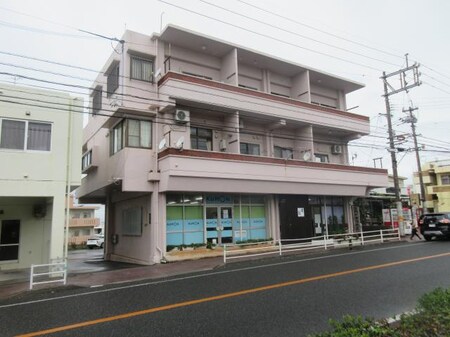 新垣ｱﾊﾟｰﾄ外観写真