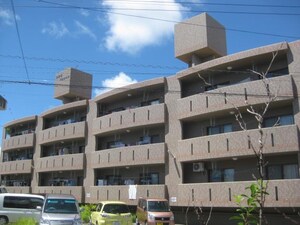 仲宗根マンション外観写真