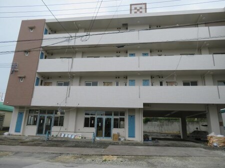 島袋共同住宅外観写真