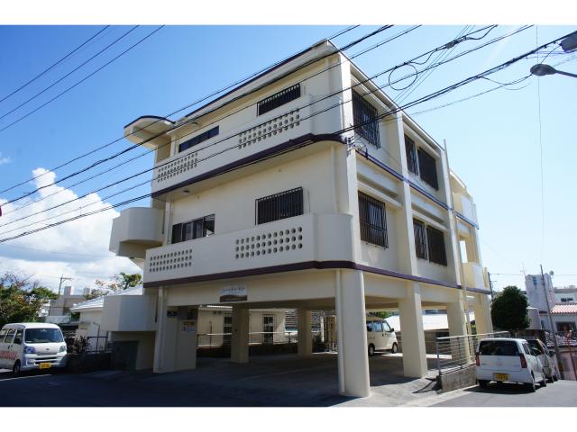 サニーフラットコザ