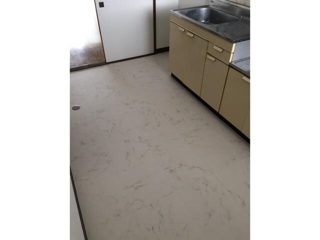 物件内観写真15　(CF貼替済み)