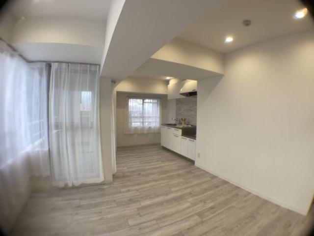 物件内観写真12　(リビング)