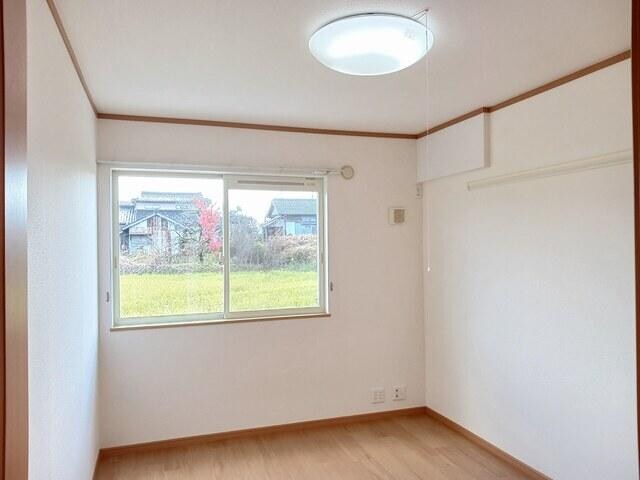 物件内観写真5　(洋間)