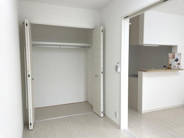 物件内観写真10　(クローゼット)