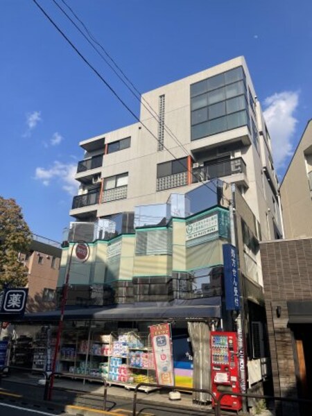 岩城ビル外観写真