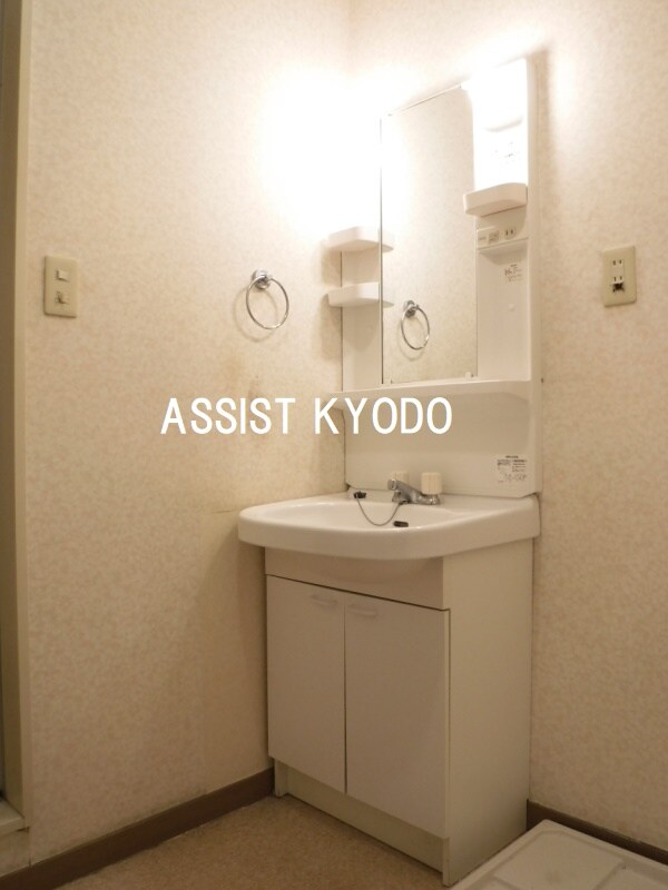 独立洗面台