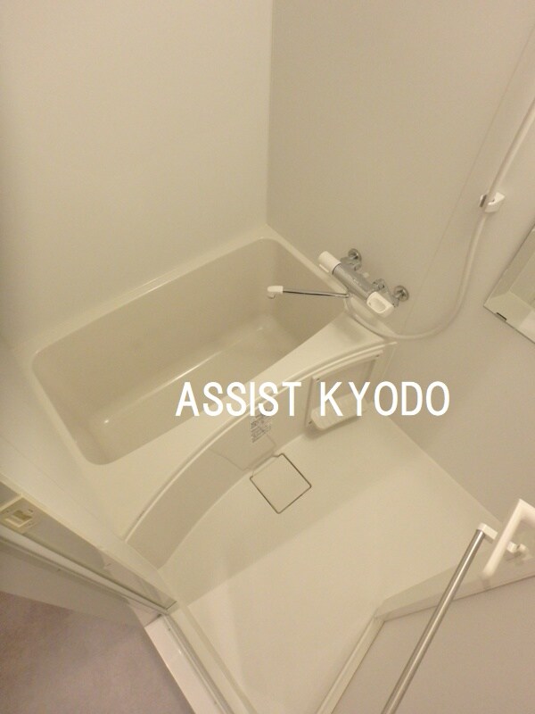 浴室(※同物件同仕様の参考写真です)