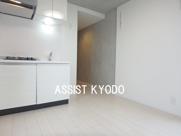 居室(※同物件同仕様の参考写真です)