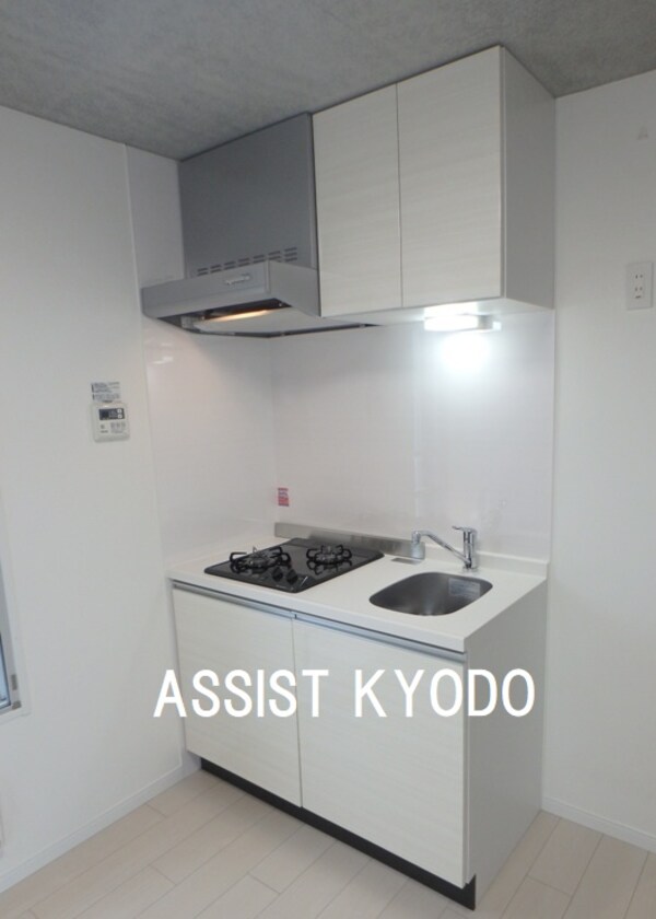 キッチン(※同物件同仕様の参考写真です)