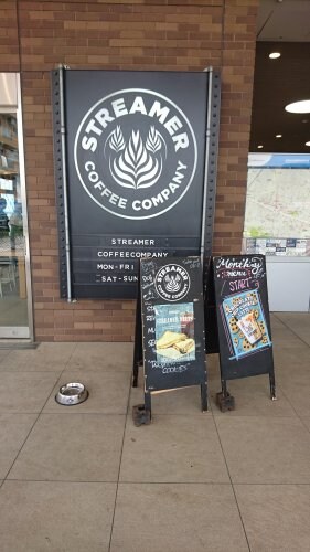 物件内観写真21　(カフェ 1784m)