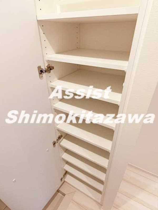 内装他