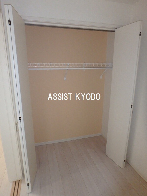 物件内観写真9　(参考：別号室の写真です)