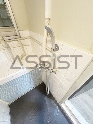 物件内観写真4　(※シャワールーム※)