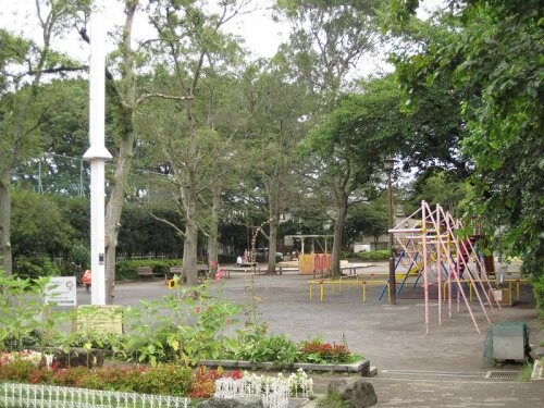 物件内観写真19　(赤松公園 2381m)