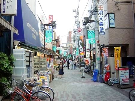 物件内観写真12　(六号通り商店街 1698m)