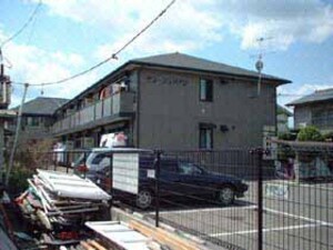 サン・ジュリアン（Ｄ）外観写真