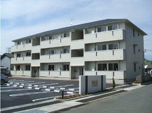 ファミーユスクエアー（Ｄ）外観写真