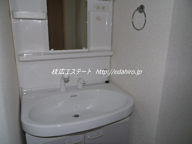 ローゼンコート禄屋１１～１４の洗面・脱衣所